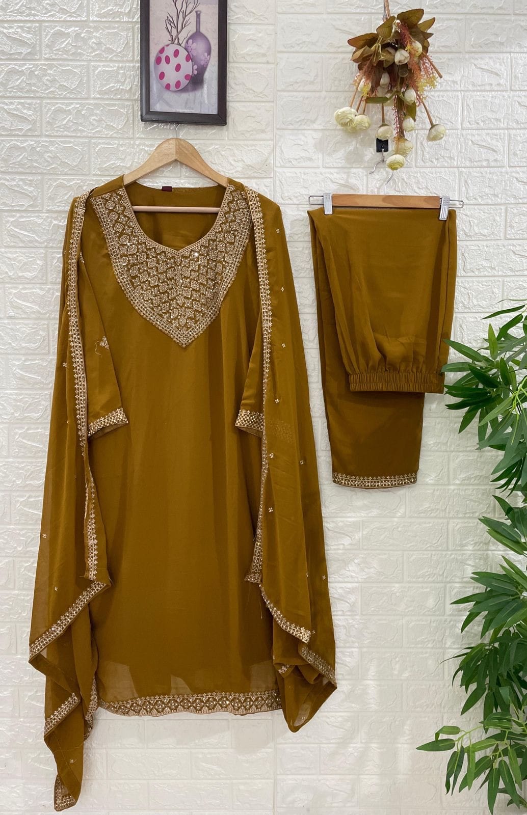 Party wear
