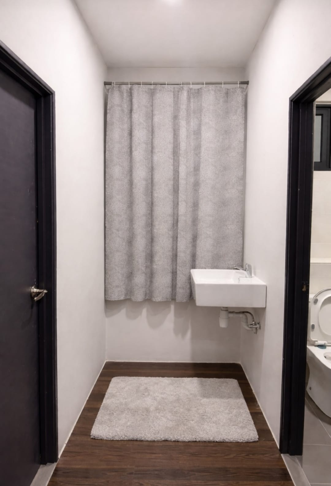Minimalist studio